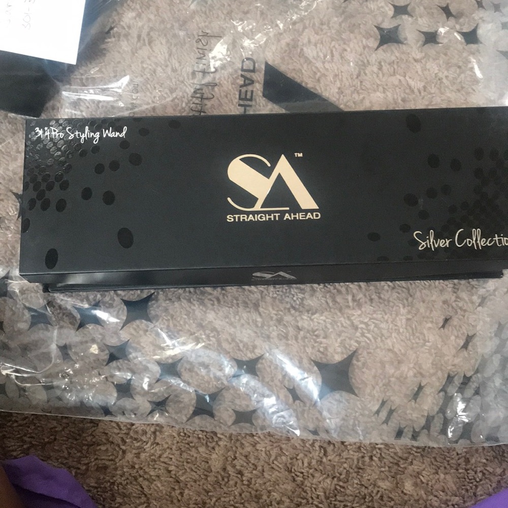 Straight Ahead Pro Styling Wand